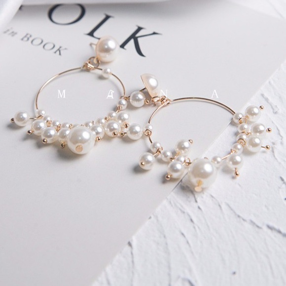 Pearl Drop Hoop Earrings - Picture 4 of 6